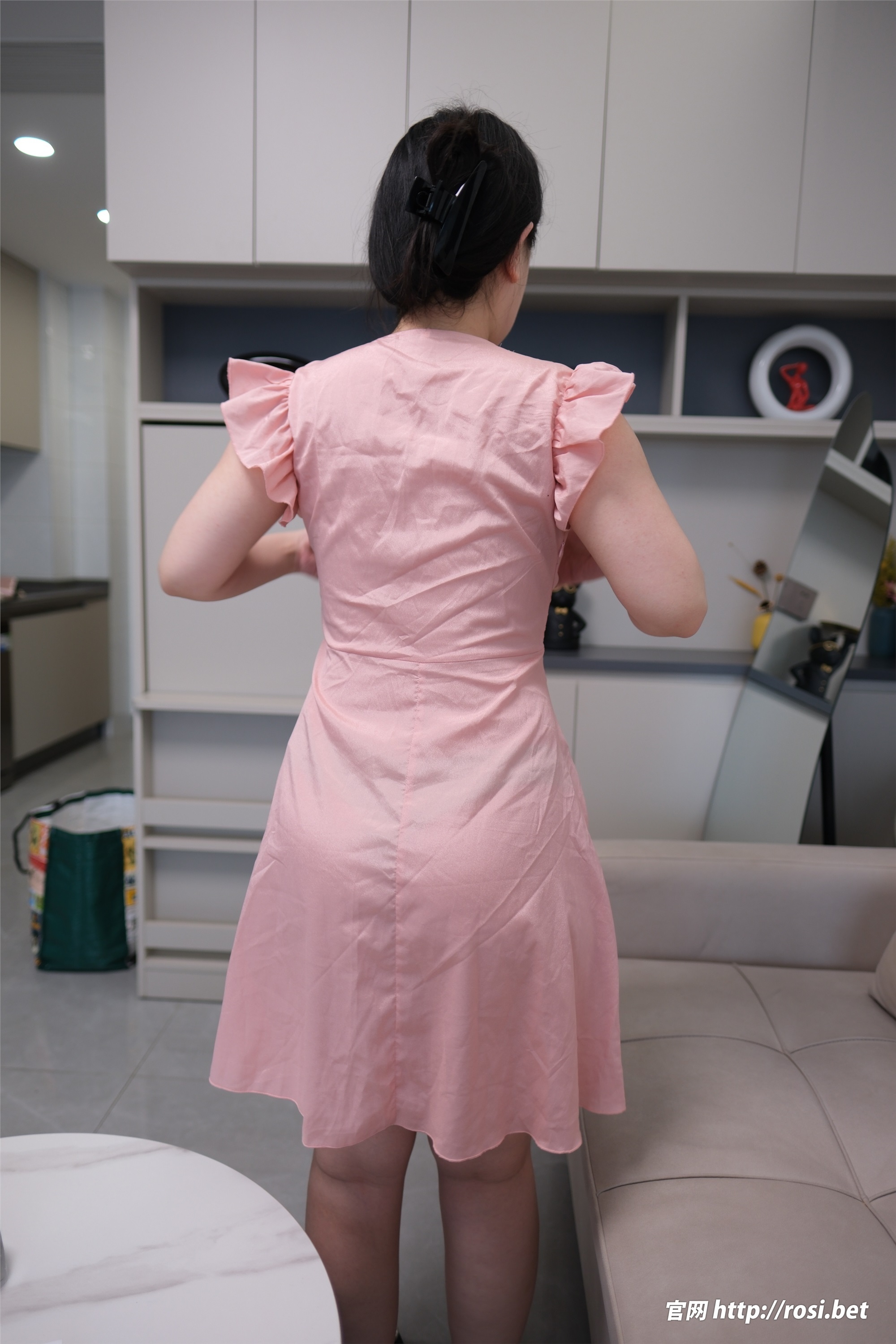 ROSI写真 2024.10.30 NO.4713